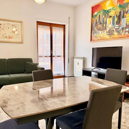 Casa Sulle Rive Del Tevere Apartment
